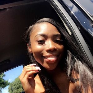 Meet your Posher, Janeria